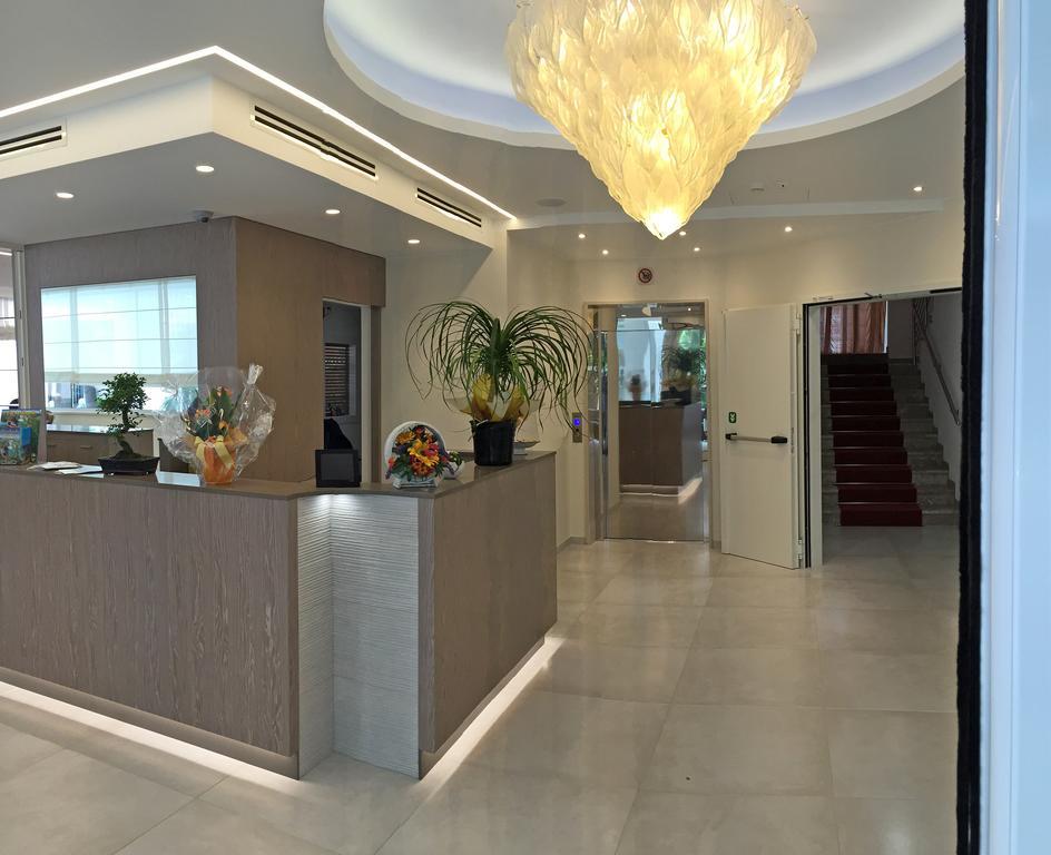 Hotel Montreal Bibione Esterno foto