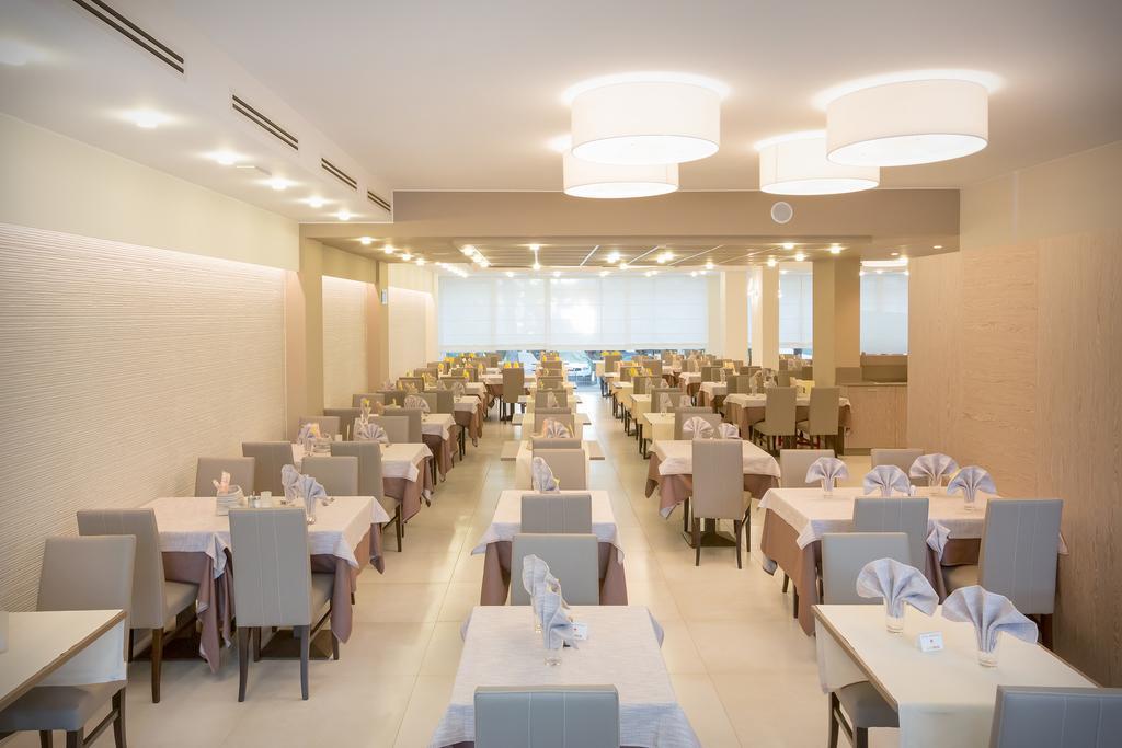 Hotel Montreal Bibione Esterno foto
